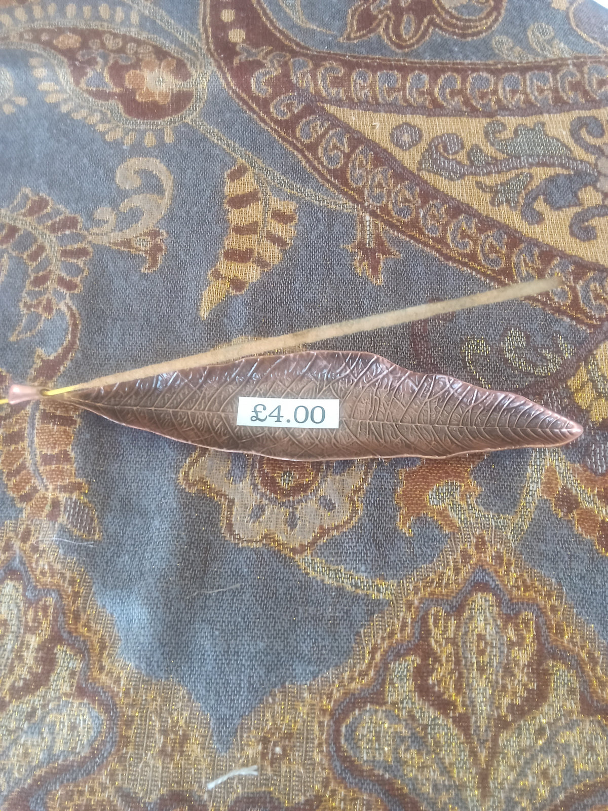Leaf Stick Holder, Brown
